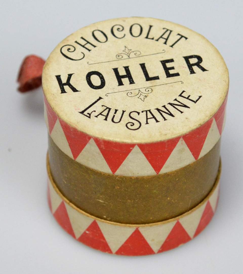 Weihnachtsschmuck, 1 Kartontrommel mit Werbung