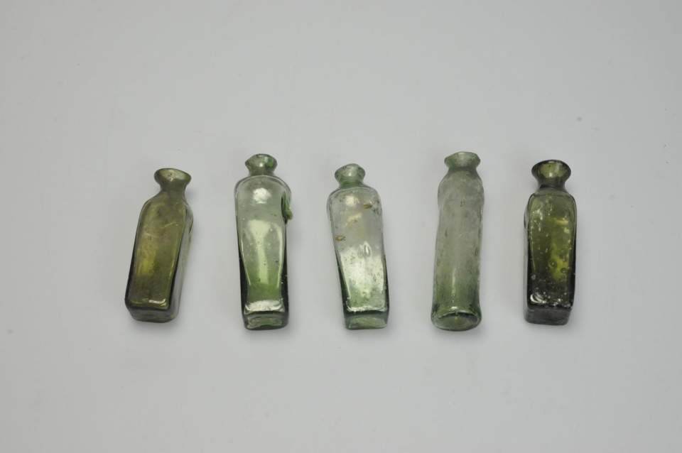 Kleine Apothekergläser