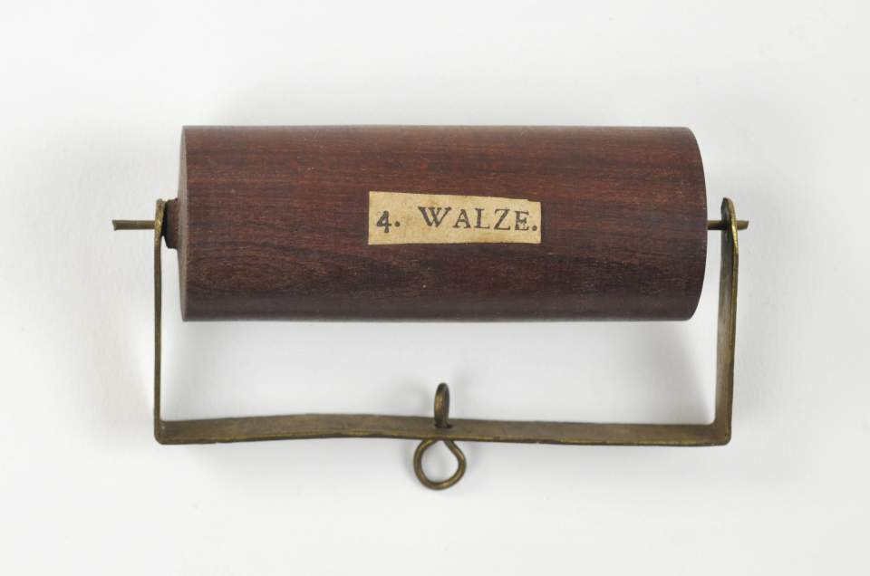 kleine Holzwalze, Nr. 4
