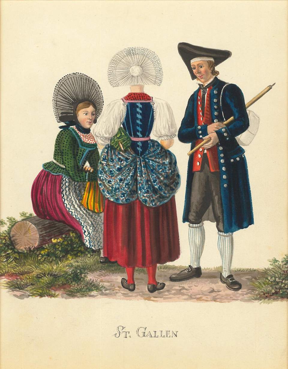 Zwei Damen und ein Herr in Trachten aus St.Gallen (Rheintal, Fürstenland, Toggenburg)