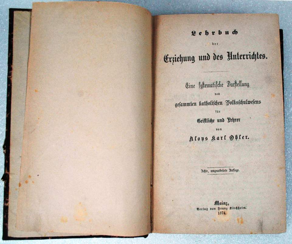 Lehrbuch der Erziehung und des Unterrichts