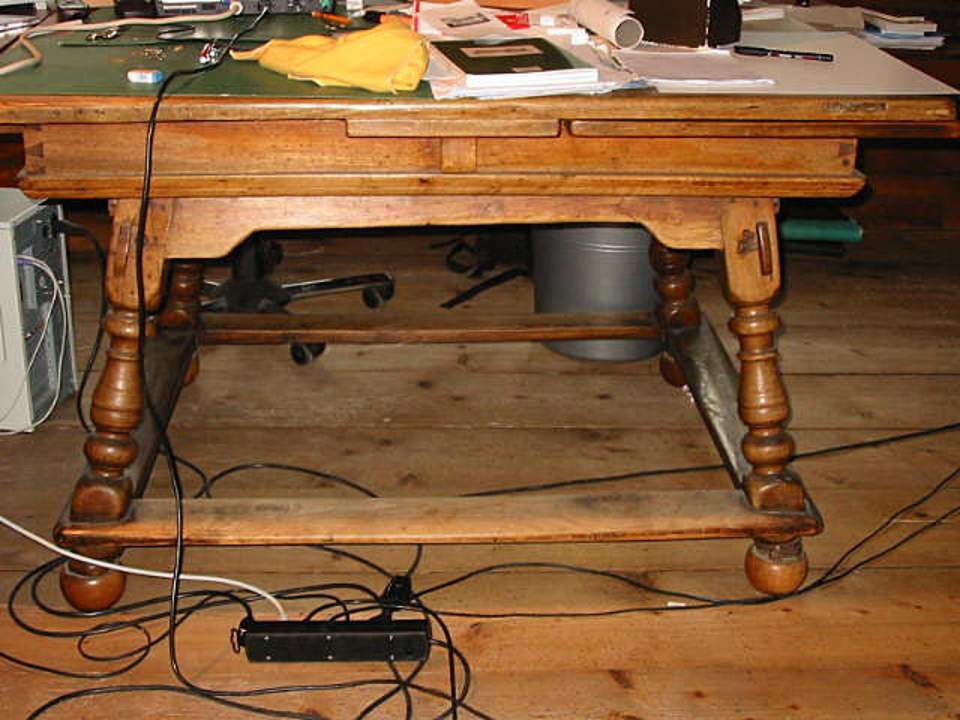 Tisch, Schragentisch, Auszugstisch mit Schiefereinlage