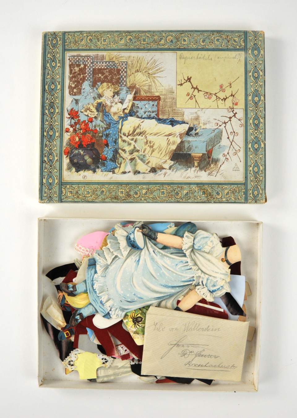 Anziehpuppen, Papierfiguren
