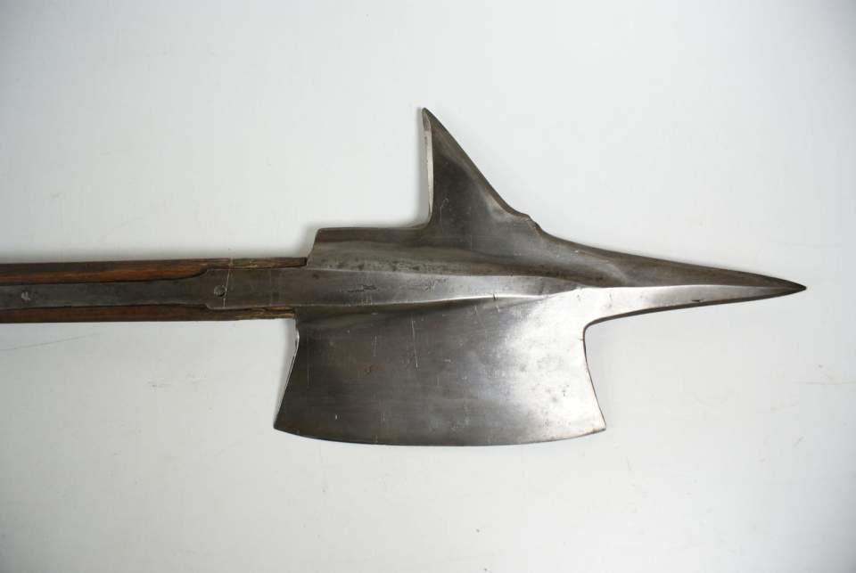 Halbarte, Hellebarde, Stangenwaffe