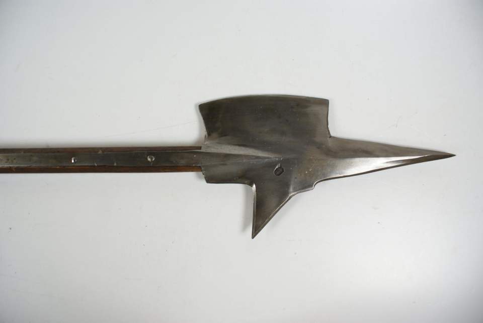 Halbarte, Hellebarde, Stangenwaffe