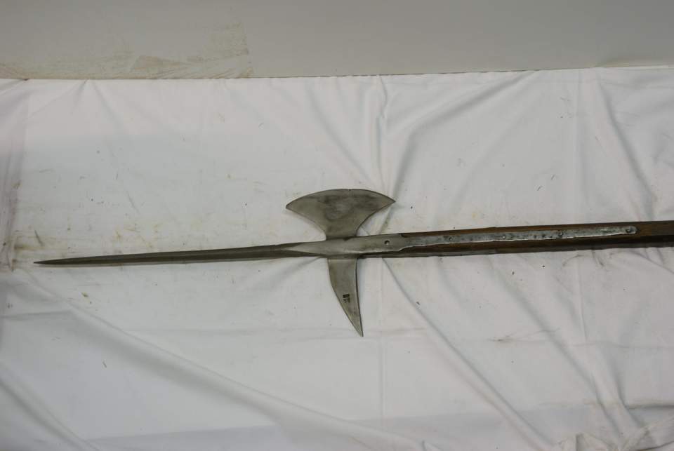 Halbarte, Hellebarde, Stangenwaffe