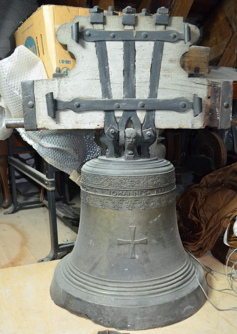 Glocke aus dem Heiliggeistspital oder dem alten Bürgerspital St. Gallen