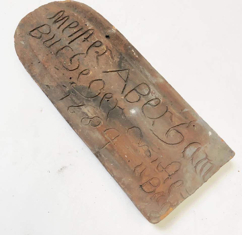 Ziegel, Flachziegel "Meister Aberham Bucheger 1684", Dachziegel