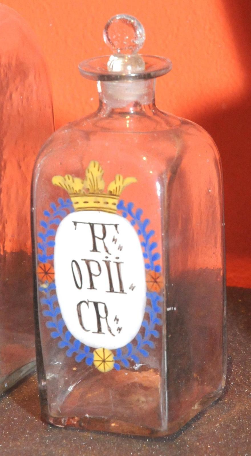 Apothekerglas, Glas