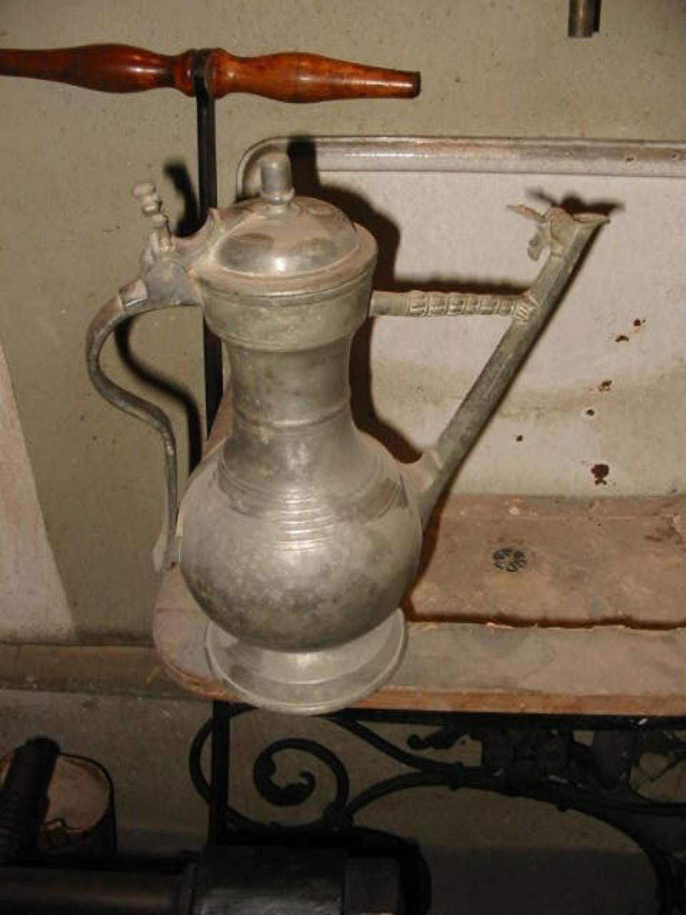 Zinnkanne, Kanne