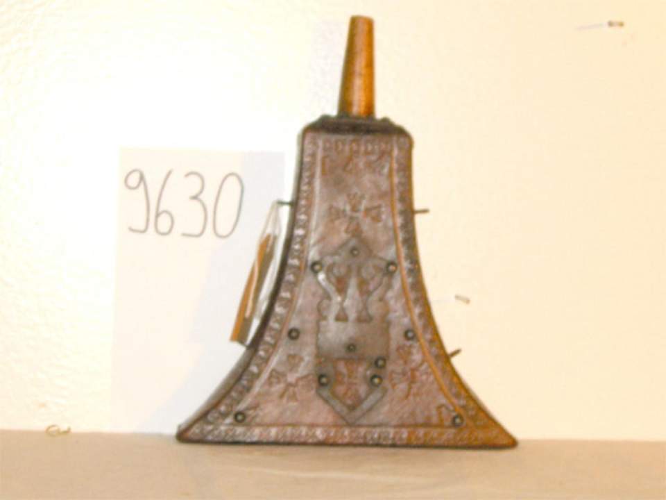 Pulverhorn oder -flasche