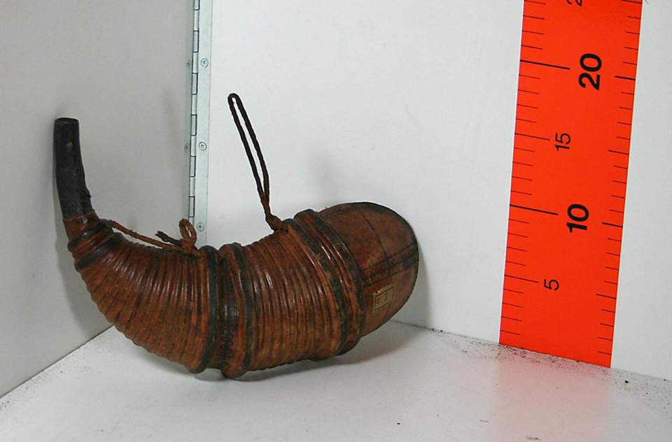 Pulverflasche oder Pulverhorn