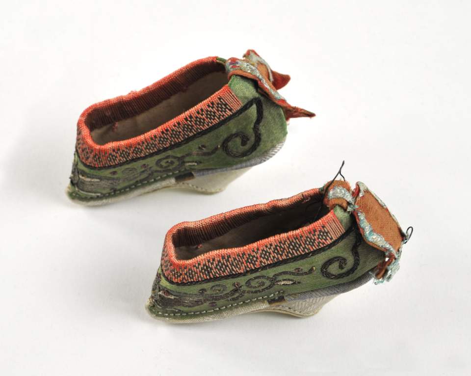 1 Paar Miniaturschuhe