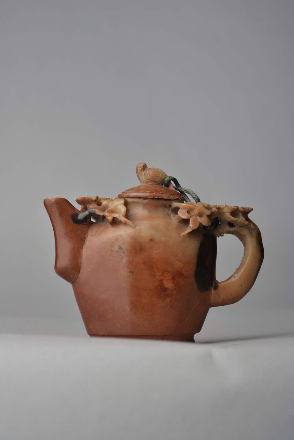 Kleine Teekanne oder Wassertropfer