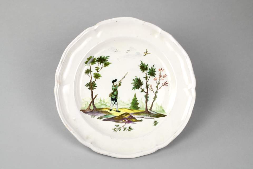 Fayence-Platte, Teller