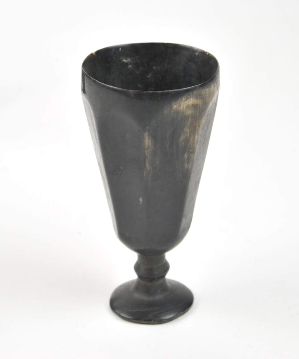 Becher