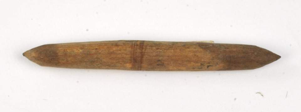 Nasenstab aus Holz