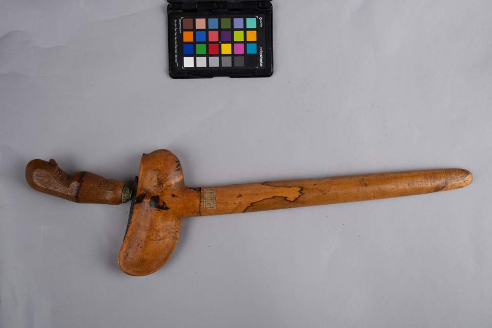 Keris mit Scheide, Dolch