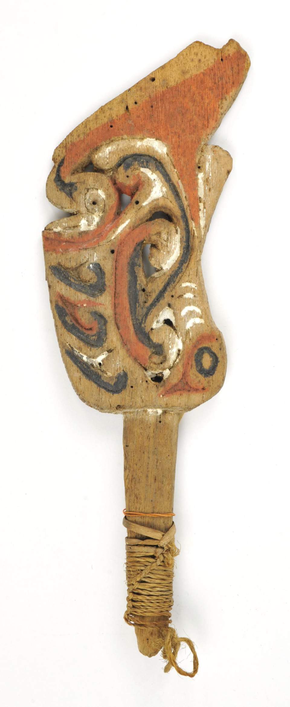 Holzschnitzerei (Amulett?)