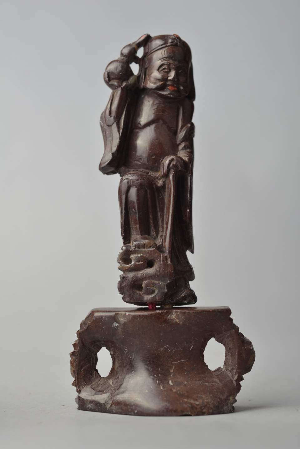 Statuette
