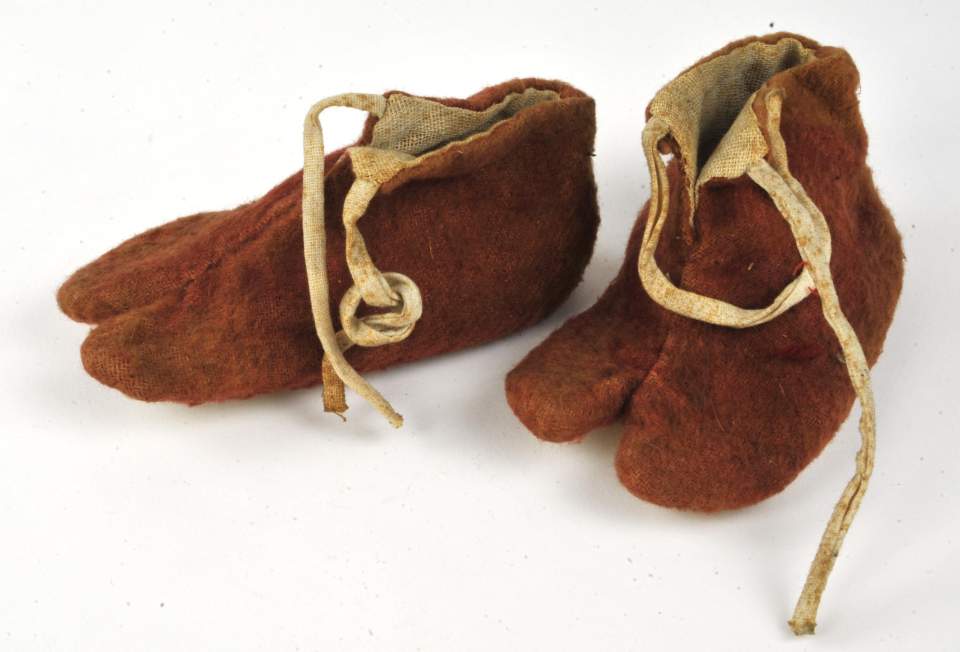 1 Paar Kinderschuhe