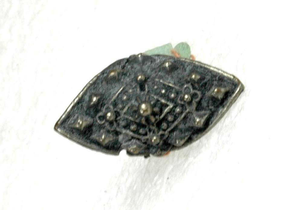 1 Fingerring getragen von gemeinen Klassen