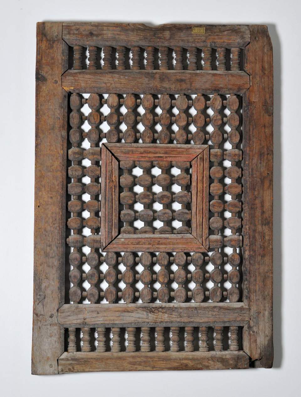 Zwei Fenstergitter