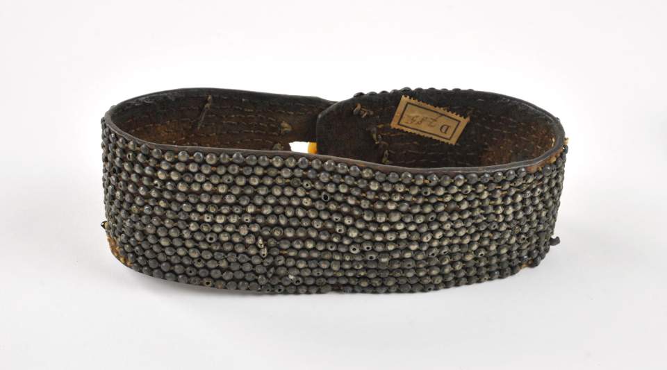 Halsband