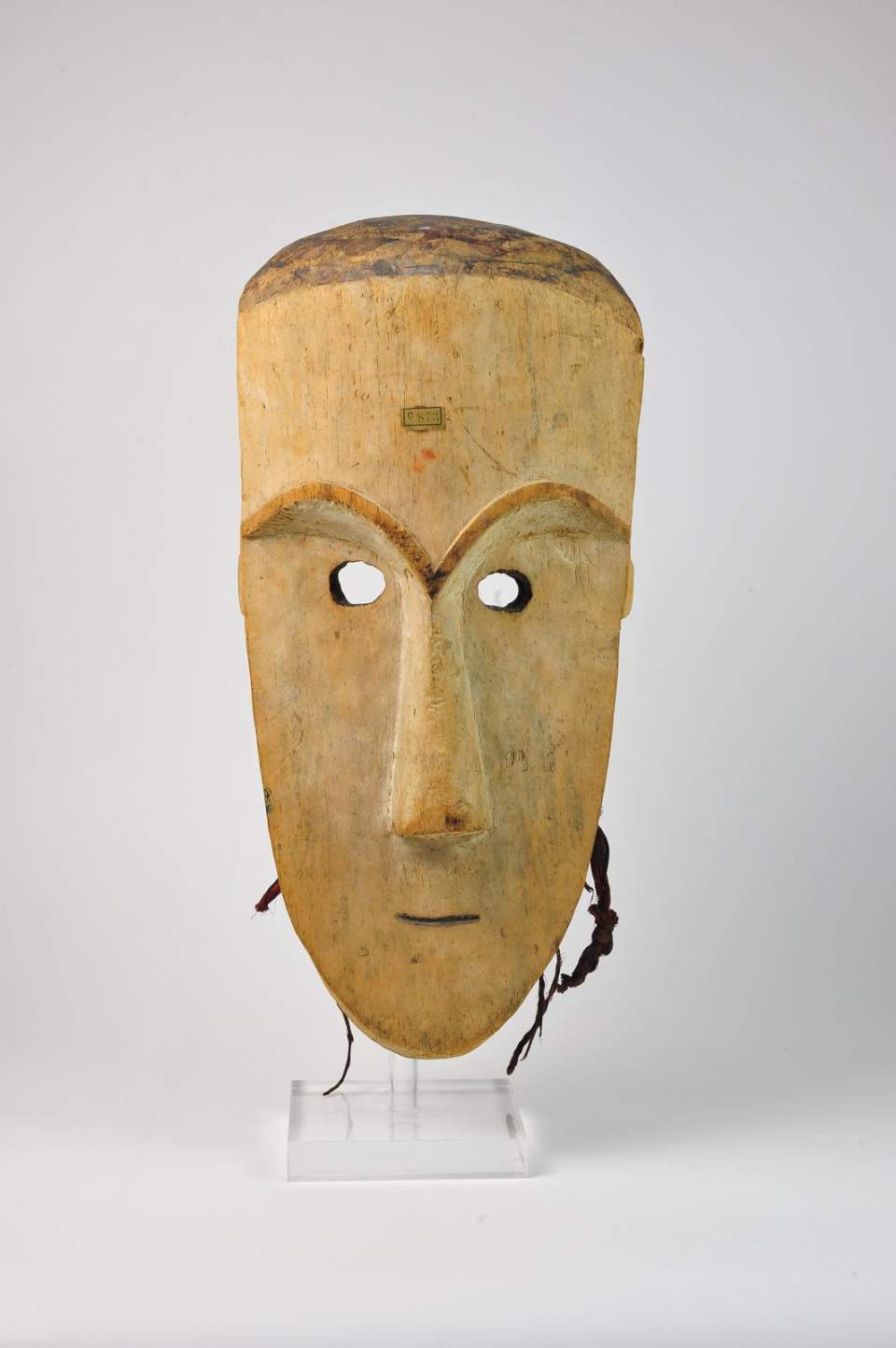Federschmuck-Henkermaske, Ngil Richter Maske