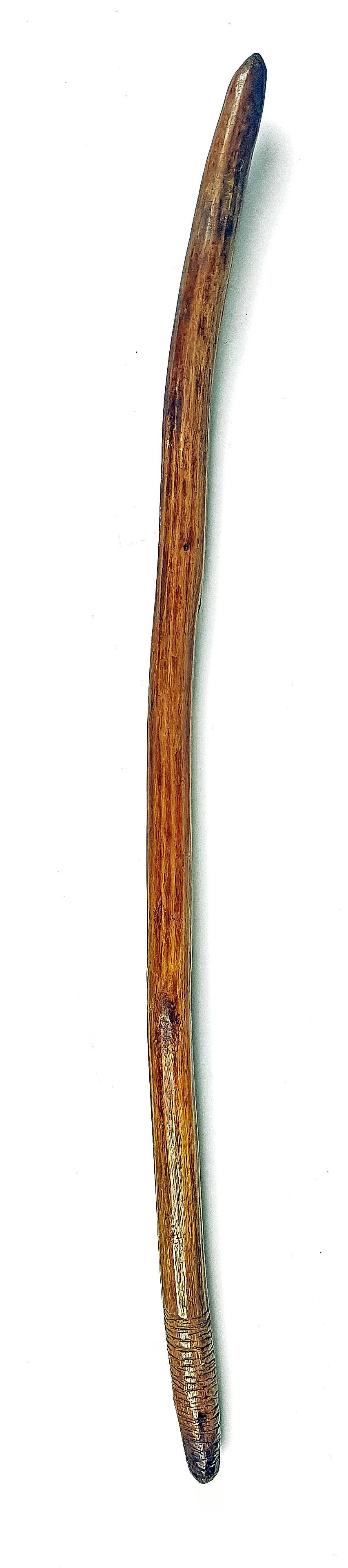 Keule, geschnitzt
