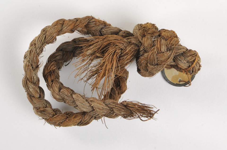 Speerschleuder oder Gürtel
