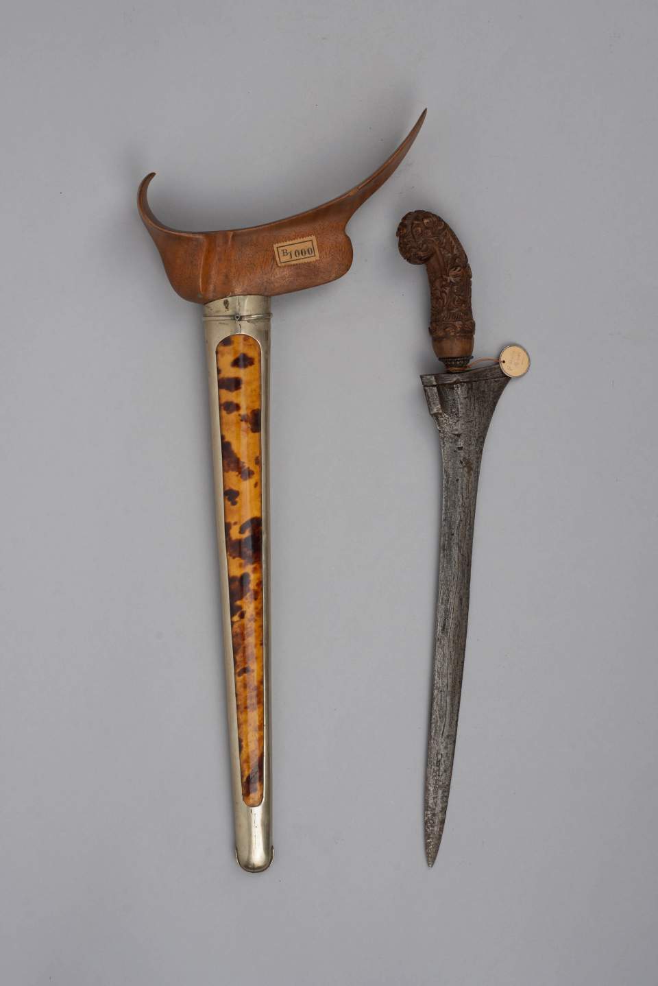 Keris mit Scheide, Dolch