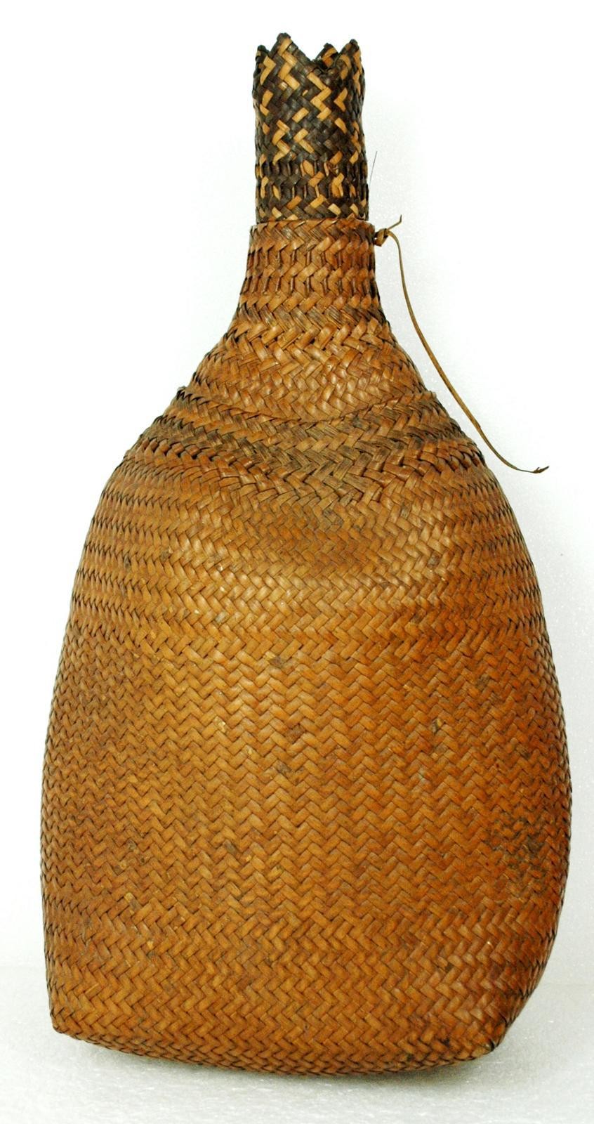 Reisflasche mit kleinem Deckel