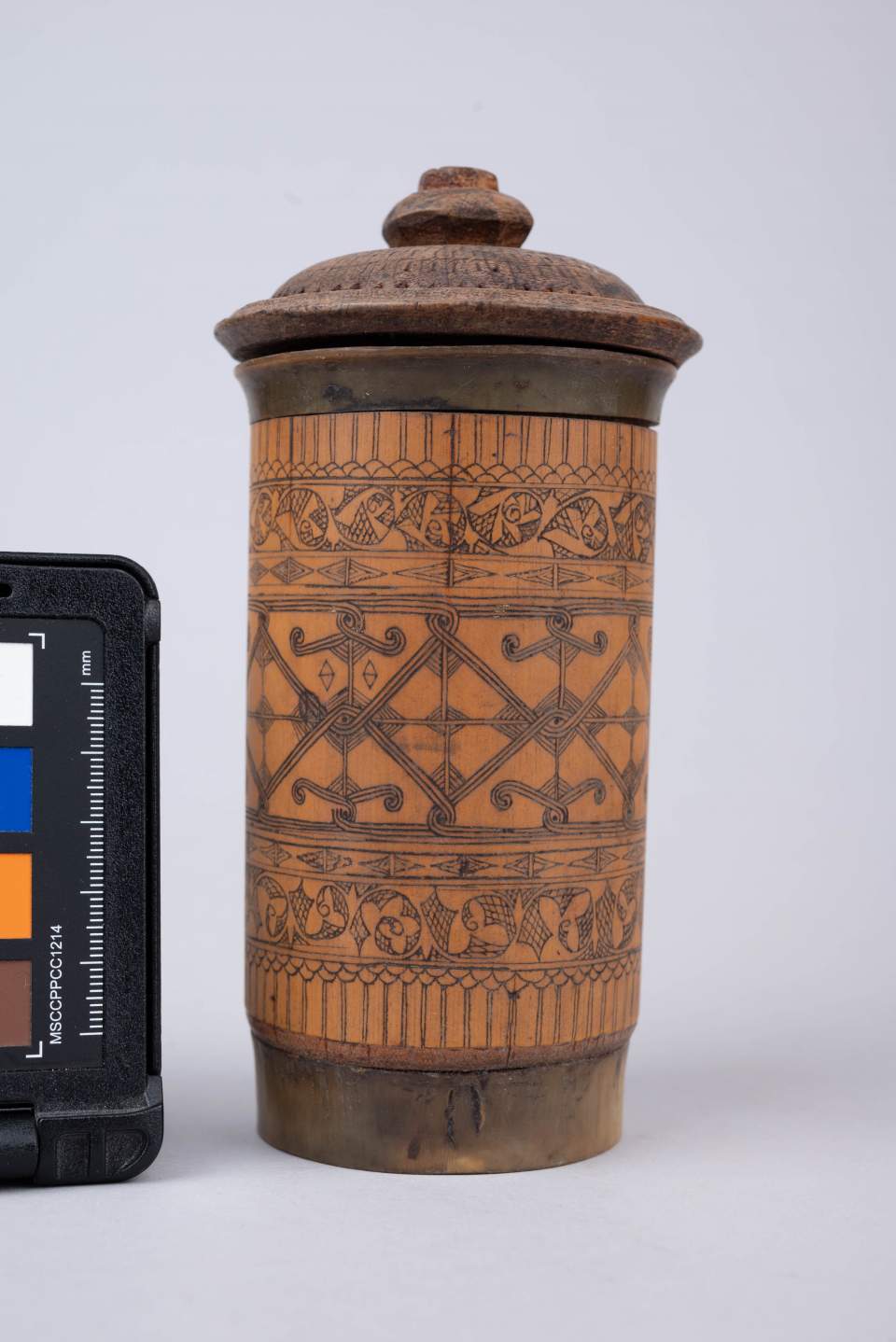 Sirih-Büchse