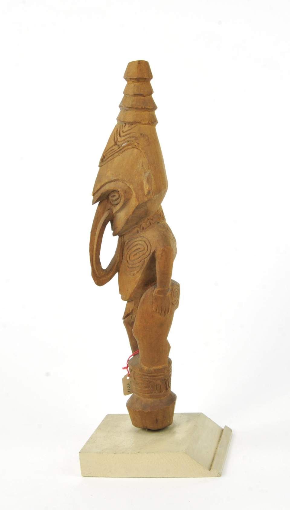 stehende männliche Figur