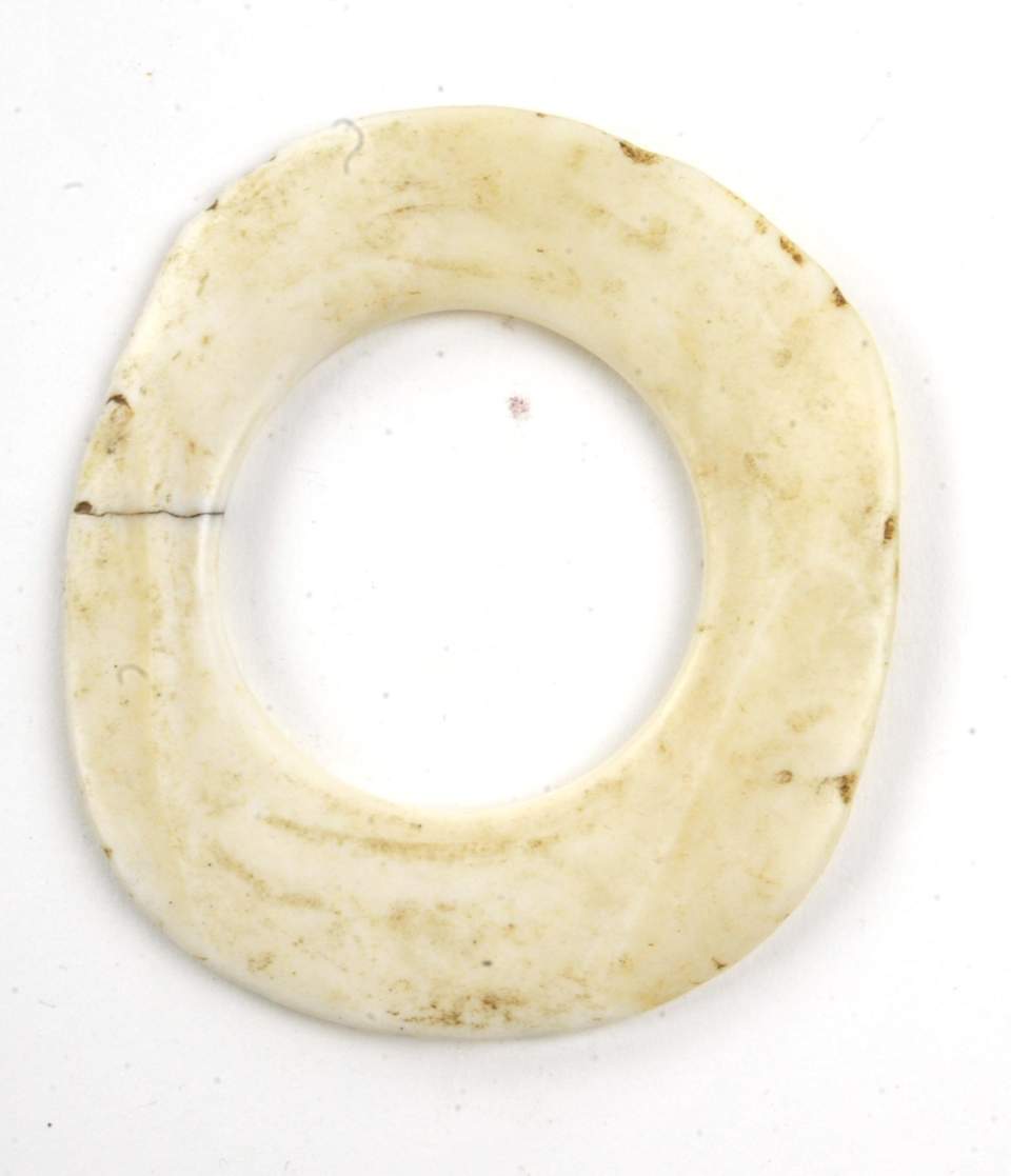 Muschelring Brustschmuck