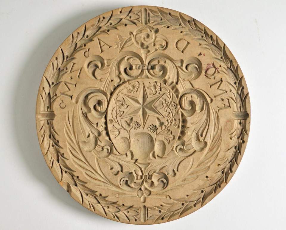 Bibermodel mit Wappen von Maria Cäcilia Dietrich, Äbtissin in Magdenau, Gebäckmodel