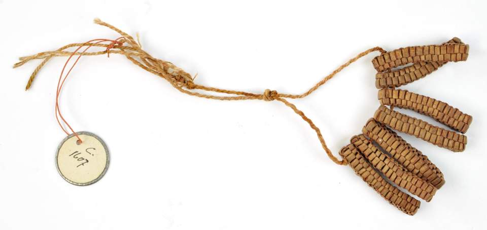 Brustschmuck