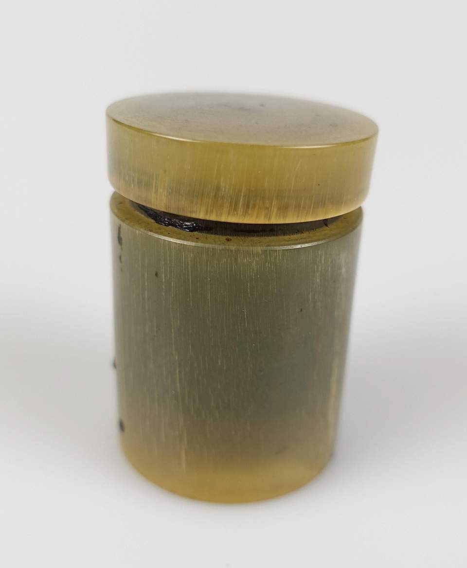 1160 Kleine Opiumdose, China, 2. H. 19. Jh.