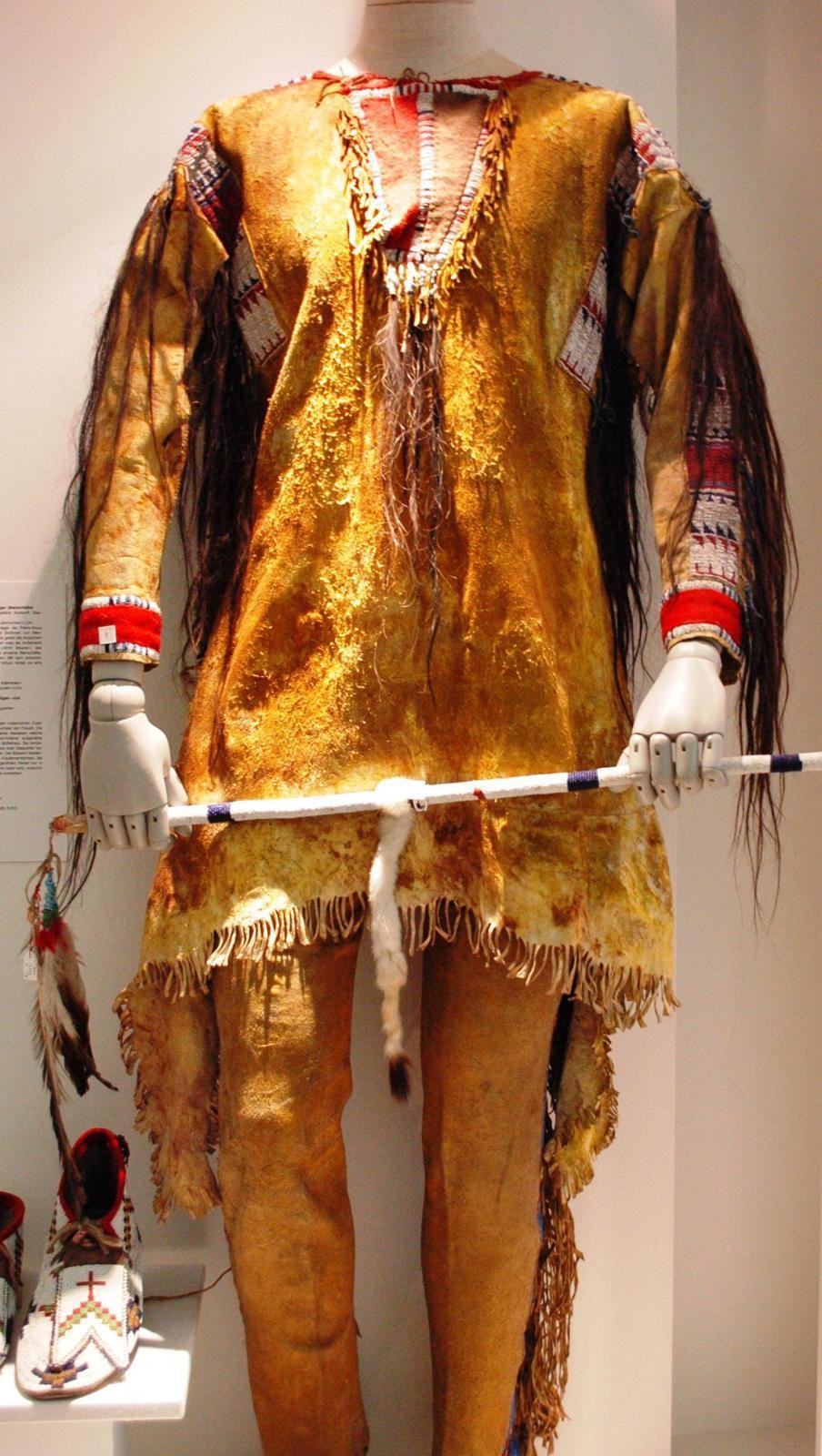 Lederhemd, war shirt, "Skalphemd" und "Leggings" (Beinschäfte)