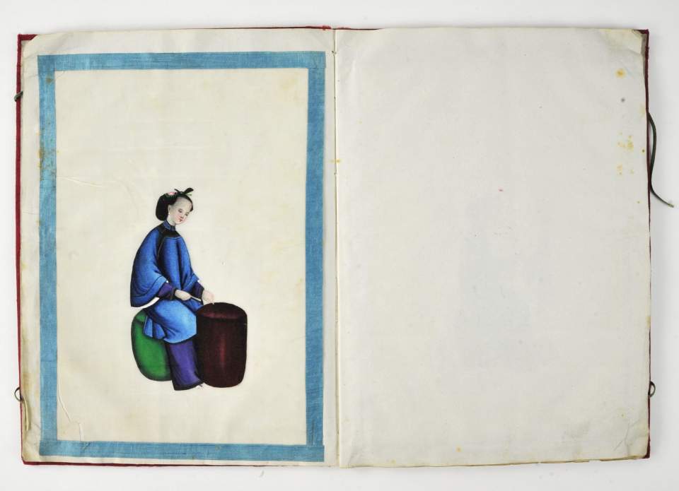 Buch mit 12 Malereien