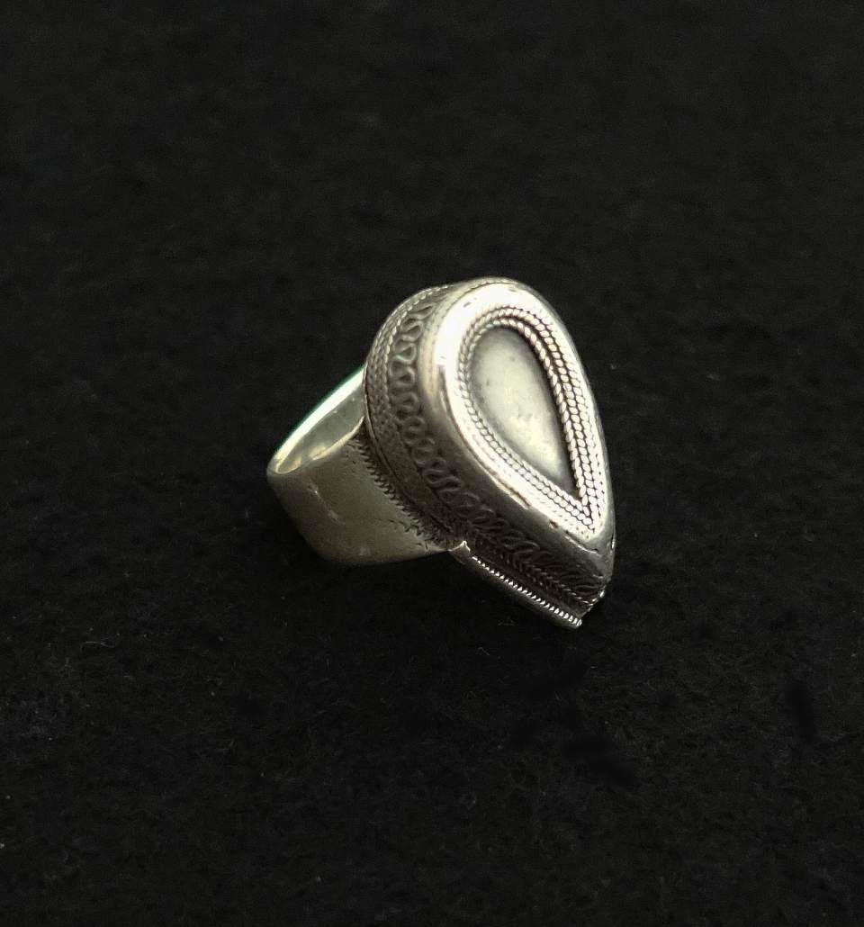 Fingerring