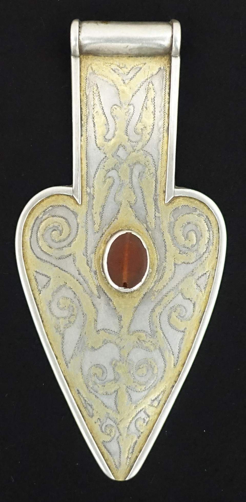Asyk-Element aus einem Zopfschmuck