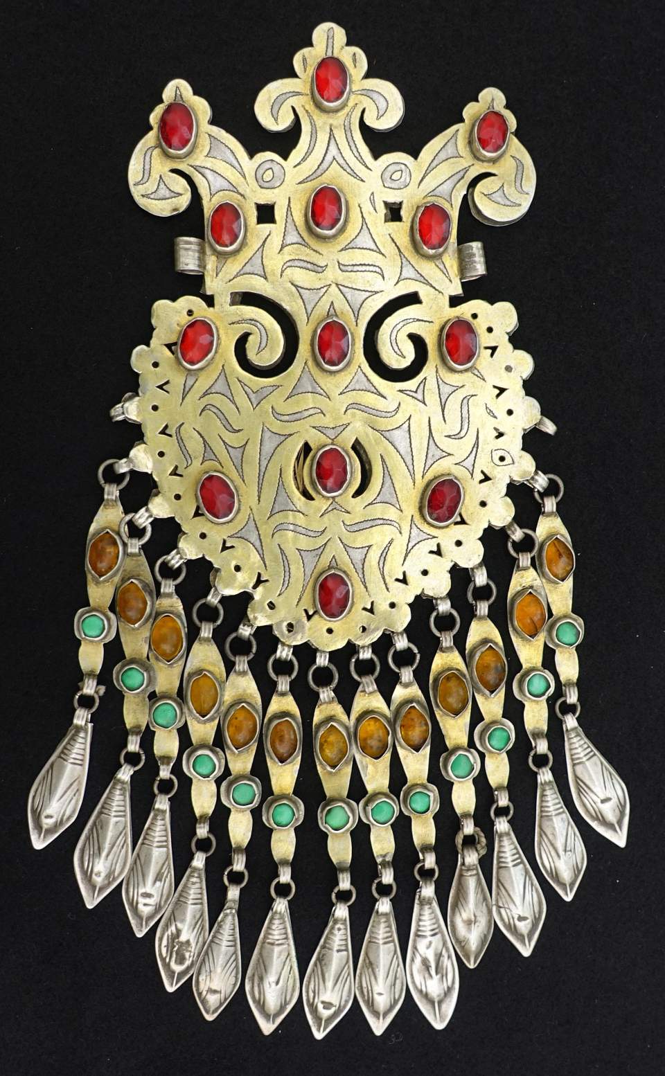 Schmuck, Brustschmuck