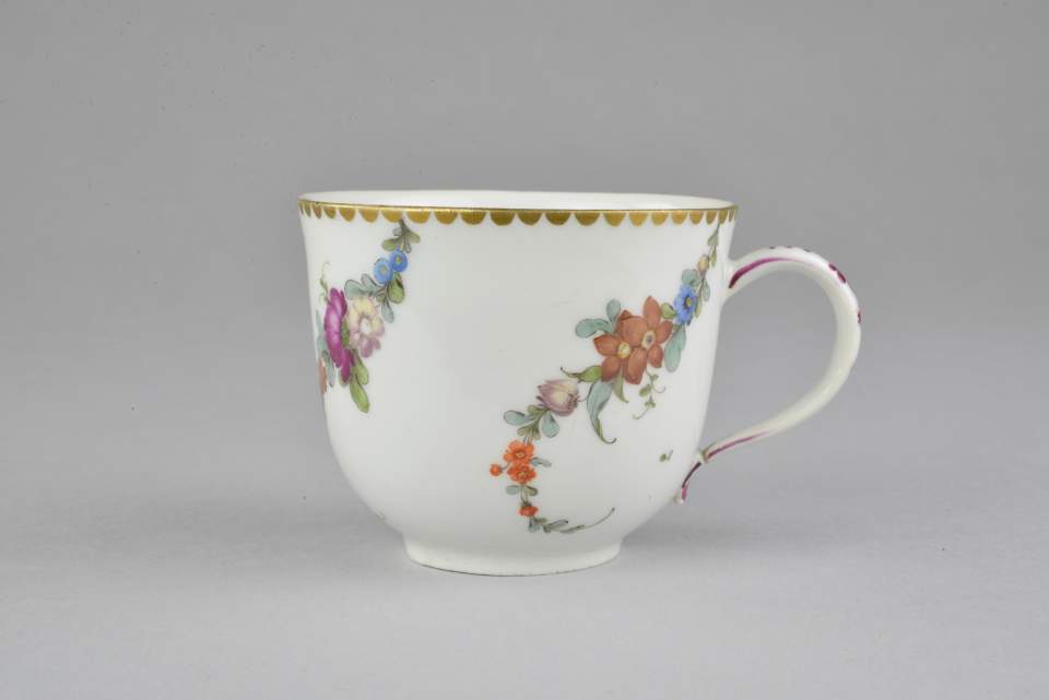 Kaffee-Tasse mit Untertasse