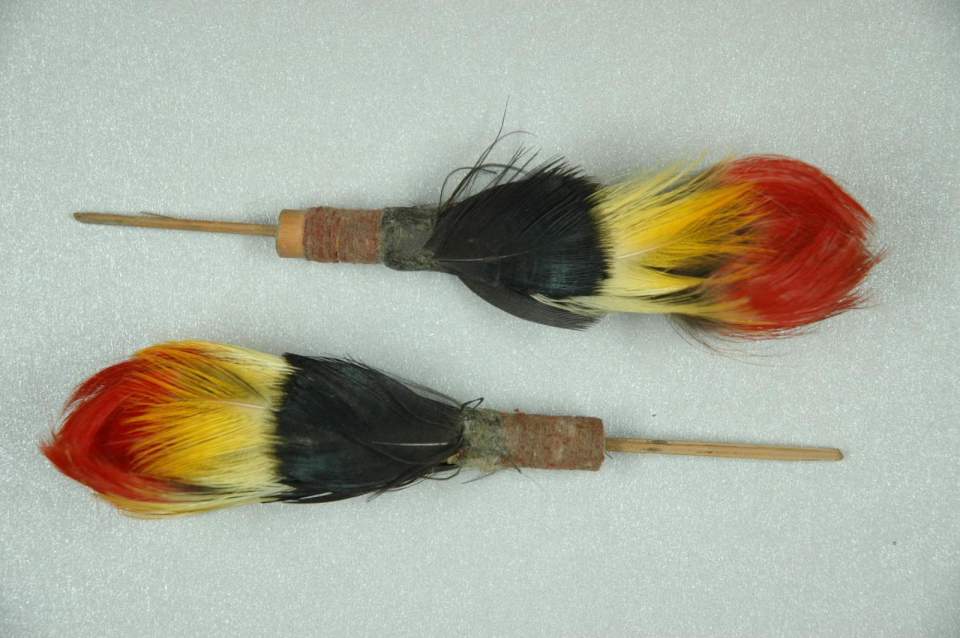 Federschmuck-Ohrschmuck