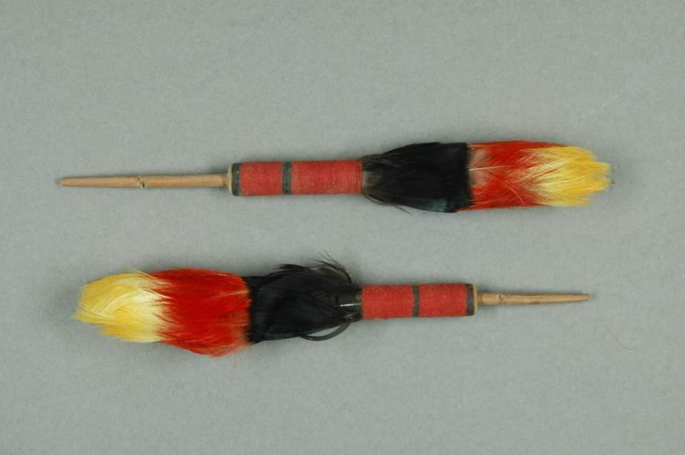Federschmuck-Ohrschmuck