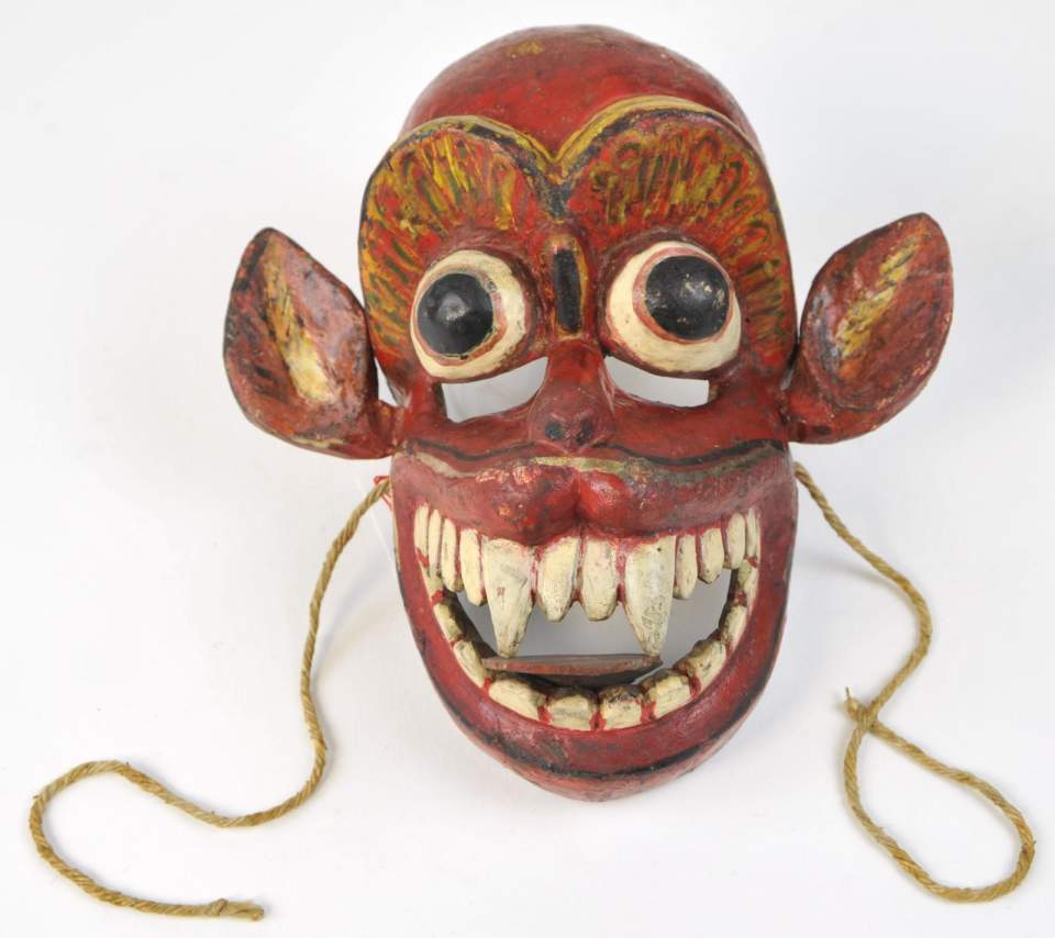 Maske aus Holz für Heilritual