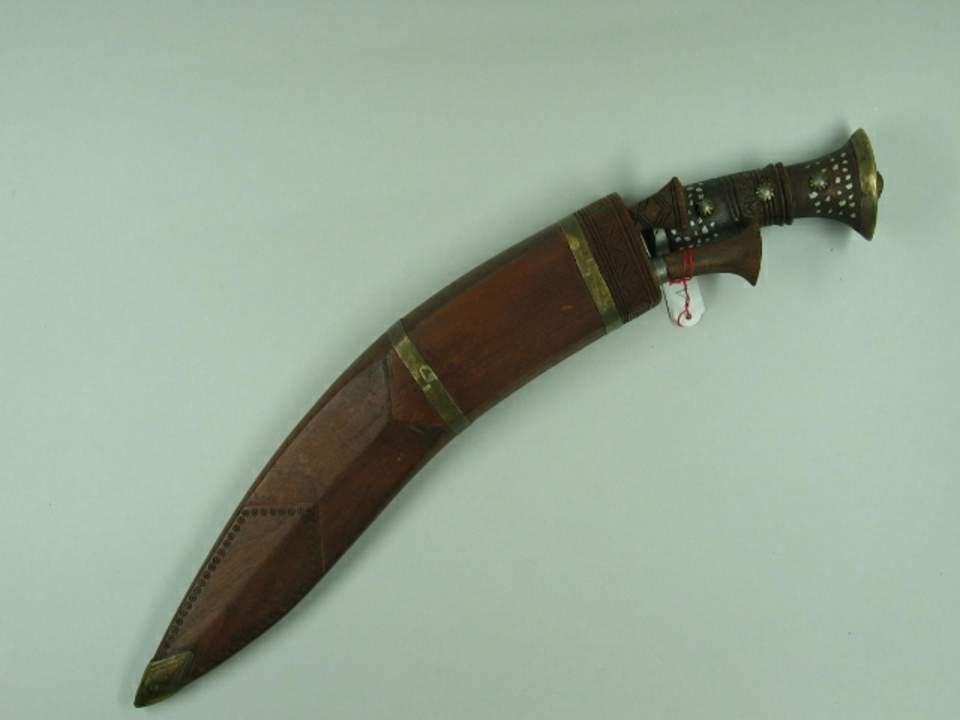 Messer, Kukri mit Beimesser (Karda) und der Wetzstahl (chakmak)