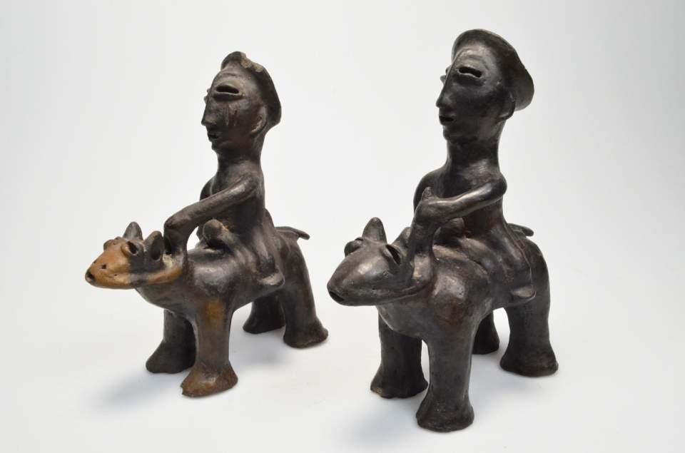 Zwei Tonfiguren, Reiter